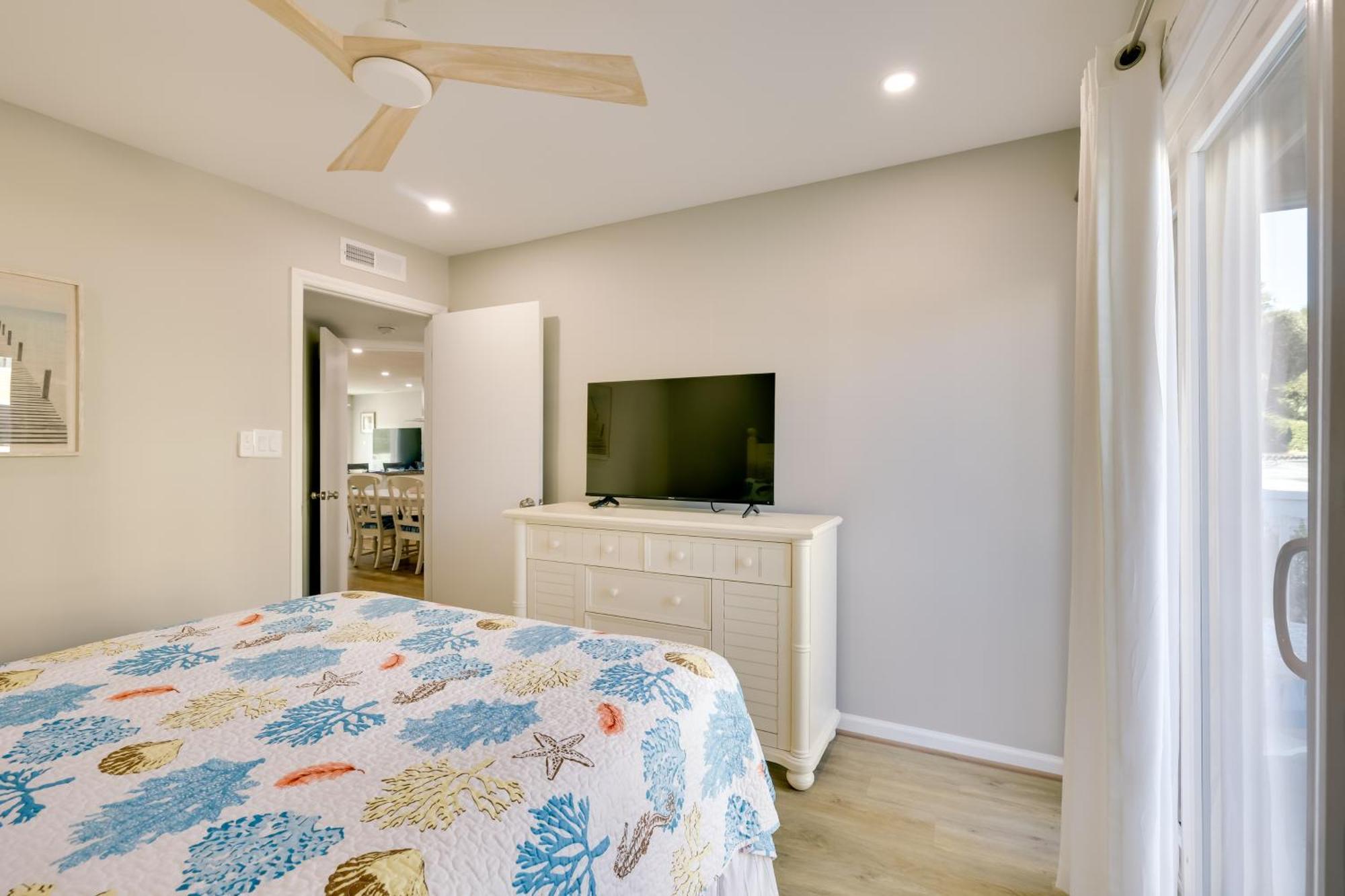 Emerald Isle Condo With Indoor Pool And Beach Access! Eksteriør billede